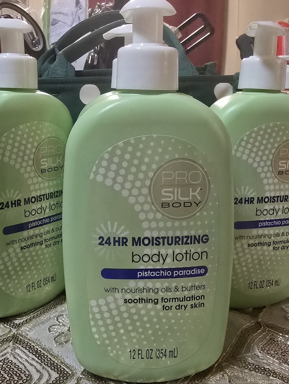 24HR Moisturizing Body Lotion - Pistachio Paradise (Green)